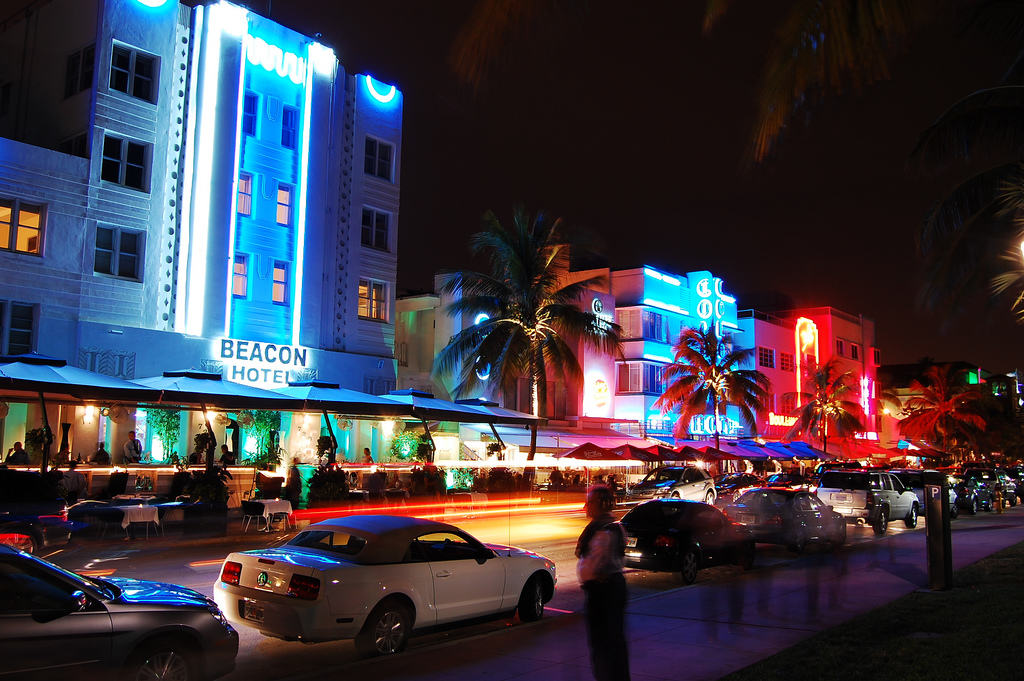 Miami_Beach_Art_Deco la nuit