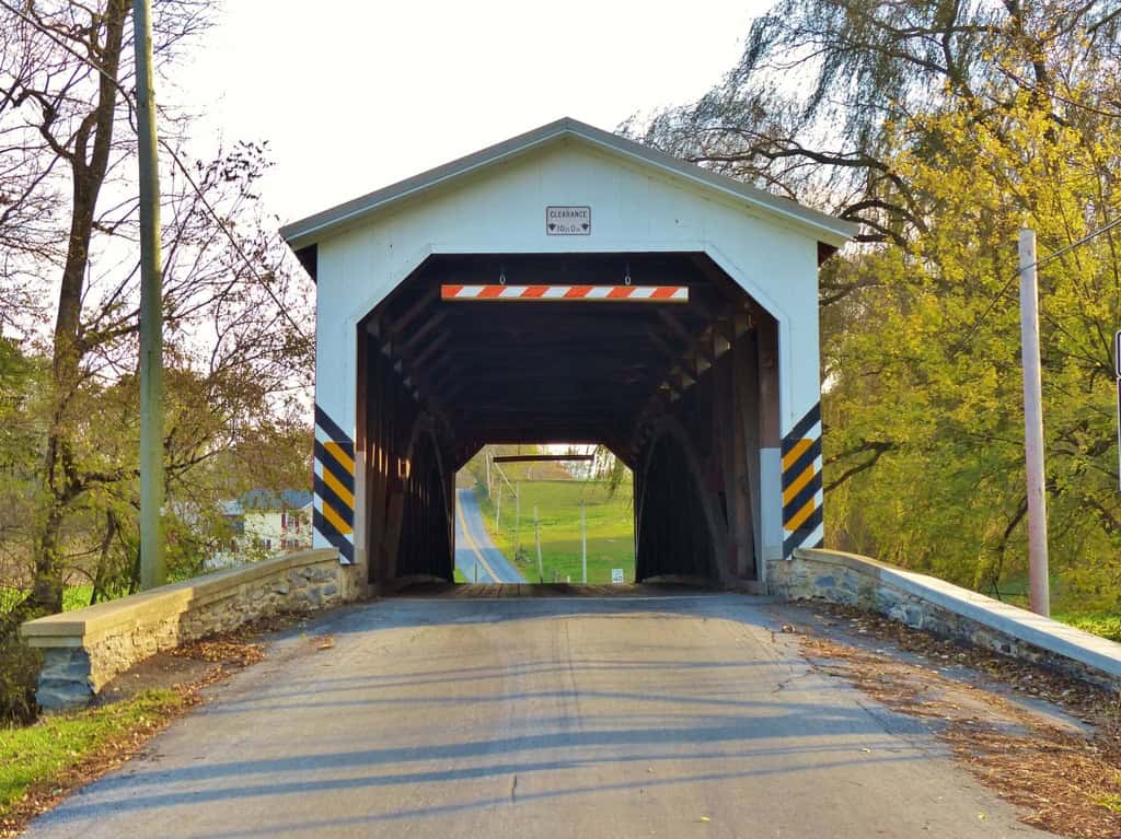 pont suspendu amish county