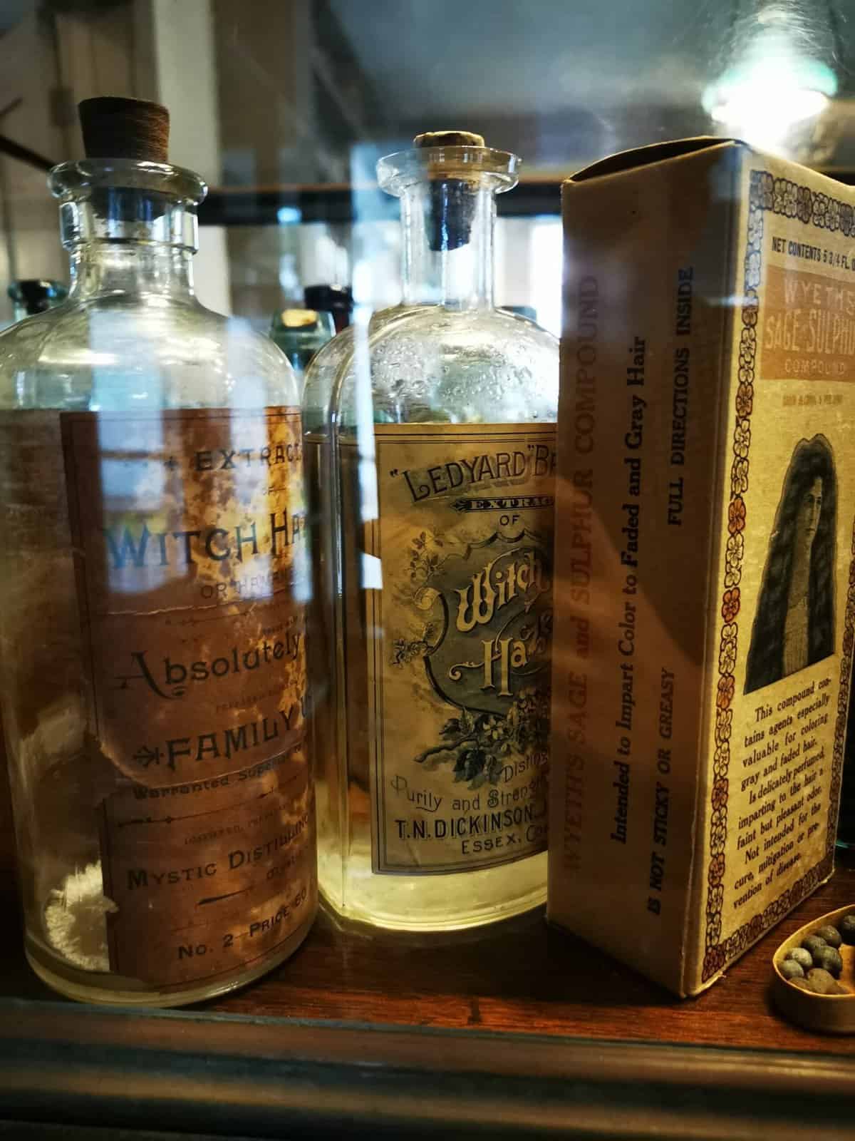 apothicaire mystic seaport