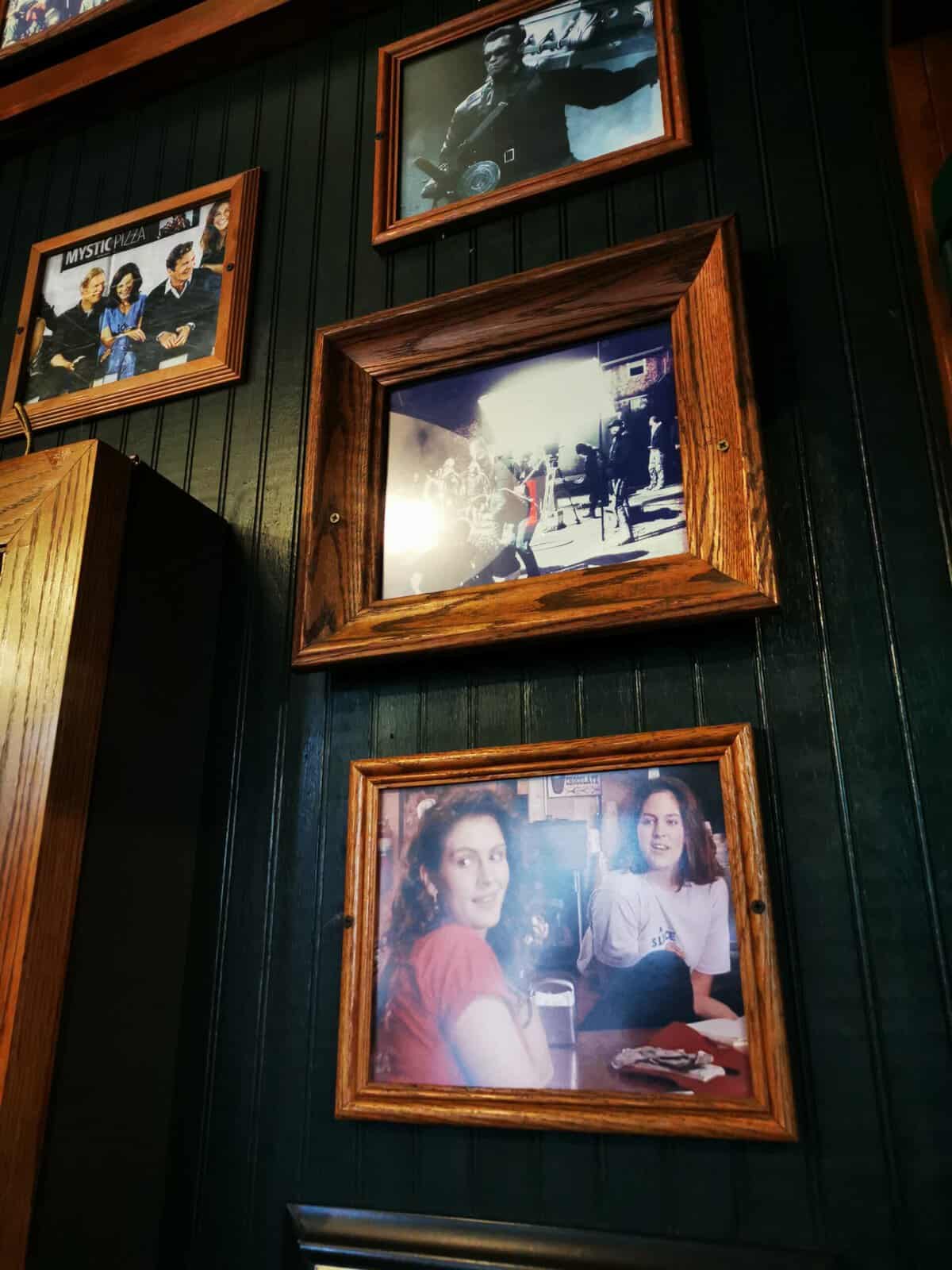 photos Julia Roberts mystic pizza